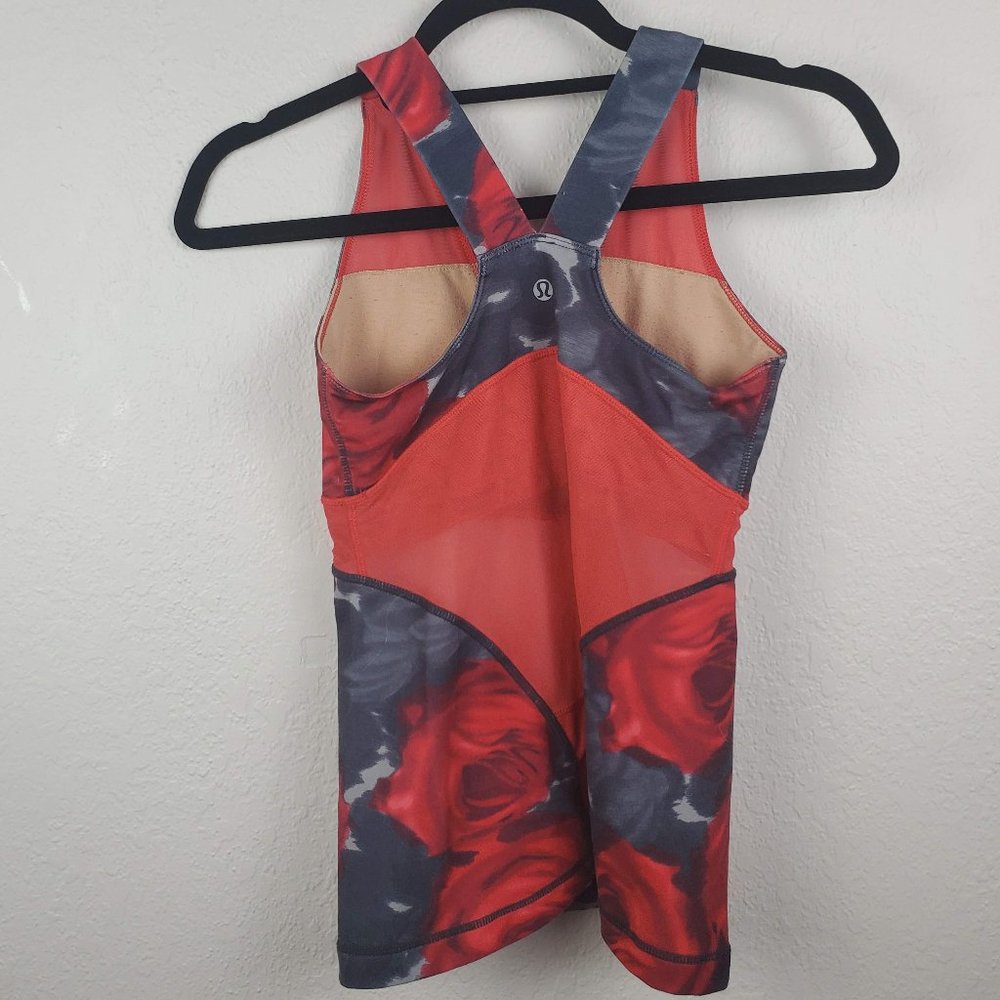 Lululemon Tank Top Red Roses Pattern - Picture 4 of 7